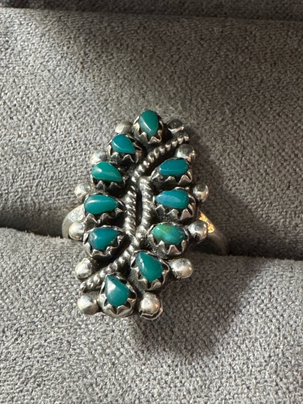 Zuni Sterling Silver Turquoise Cluster Ring Size 4.75 - Petit Point Style - Picture 9 of 9